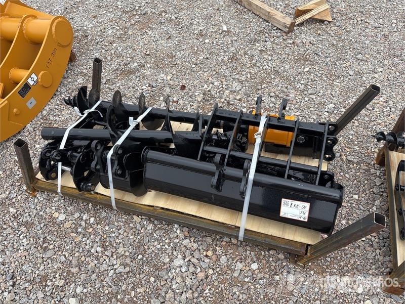  Quantity of (8)  VICSEC VCA-8 Mini Excavator Attac مكونات أخرى