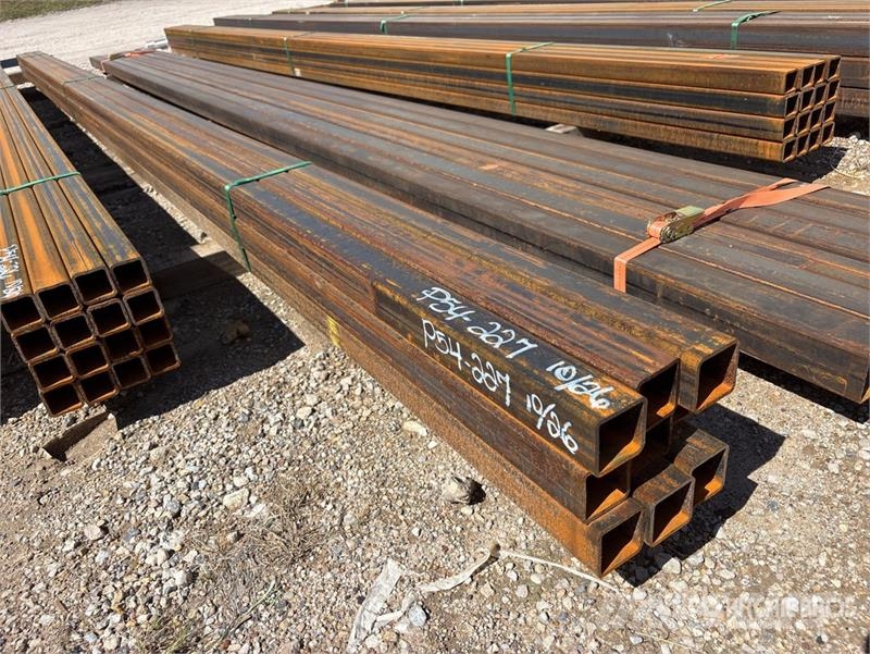 Quantity of (9) 2 1/2 in x 2 1/2 in x 22 ft Square Utovorne dizalice, vitla i liftovi za materijal