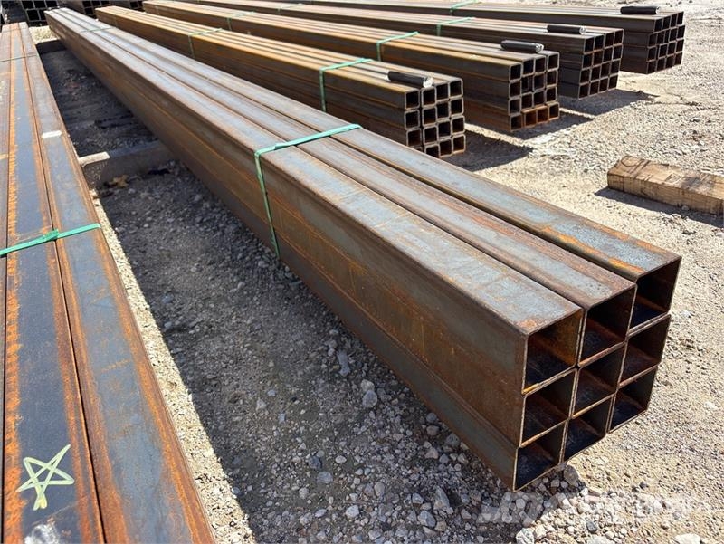 Quantity of (9) 3 in x 3 in x 23 ft Square Tubing Utovorne dizalice, vitla i dizala za materijal