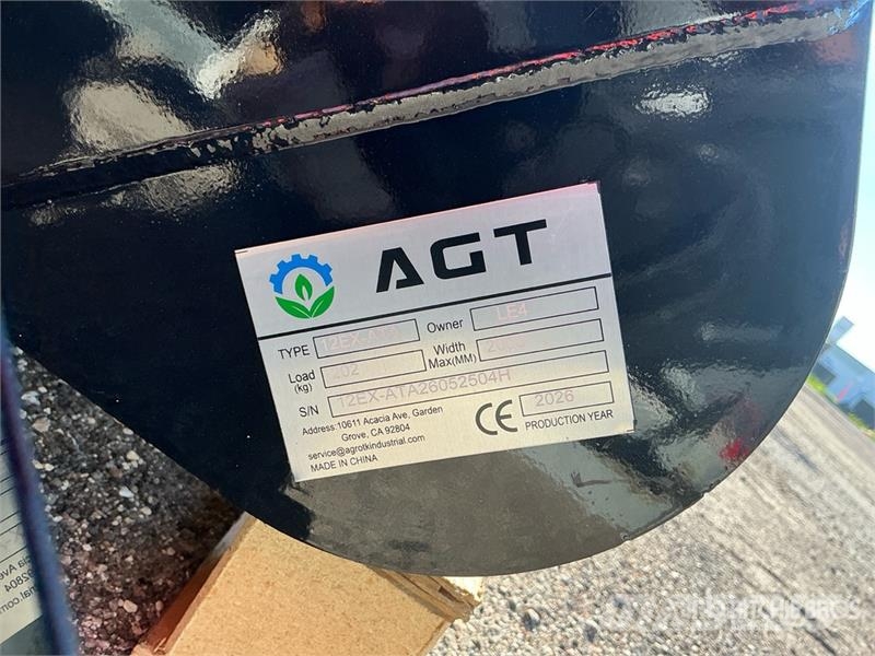 Quantity of (9) AGT 12EX-ATA Mini Excavator Attac 其他組件