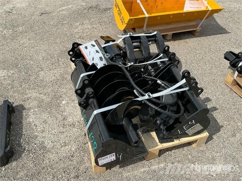 Quantity of (9) AGT 12EX-ATA Mini Excavator Attac 其他組件