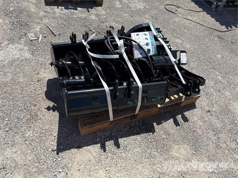 Quantity of (9) AGT 12EX-ATA Mini Excavator Attac 기타 부품