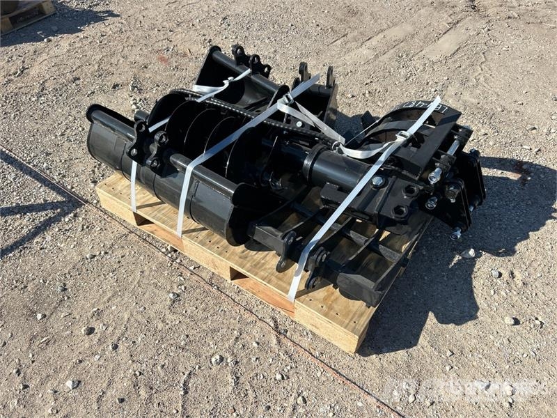 Quantity of (9) AGT 12EX-ATA Mini Excavator Attac Outros componentes
