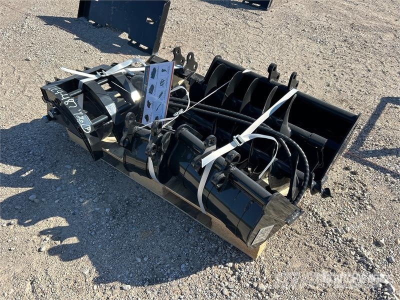 Quantity of (9) AGT 12EX-ATA Mini Excavator Attac Outros componentes
