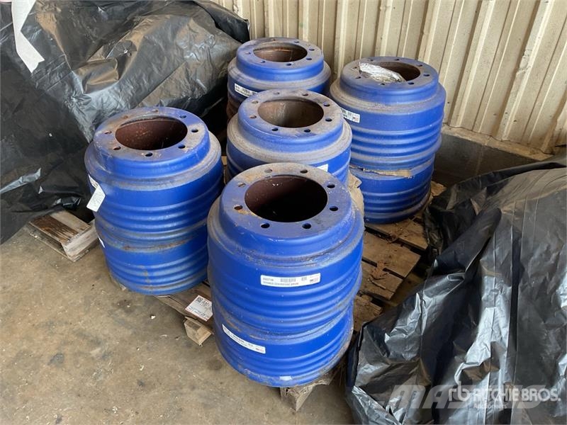  Quantity of (9) Brake Drums Transport - Inne
