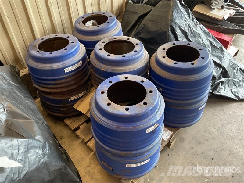  Quantity of (9) Brake Drums Transport - Inne