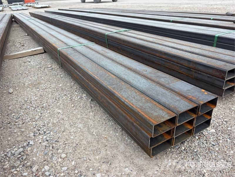  Quantity of (9)  Kit Containers 2 in x 4 in x 22 f المصاعد والرافعات المادية
