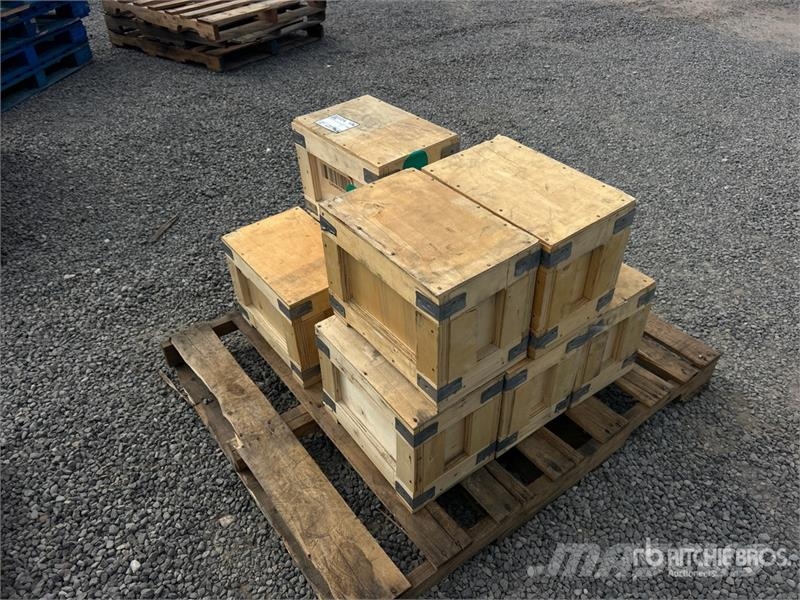 Quantity of (9) Mini Excavator Coupler (Unused) Hitre spojke
