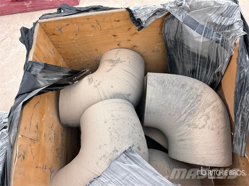  Quantity of (9) Miscellaneous Fittings, Valves, Pl Otros