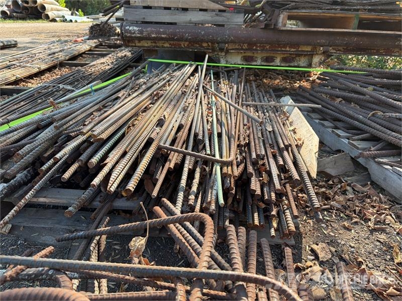  Quantity of (9) Pallets of 9 pallets of pre bent r Costruzioni - Altro