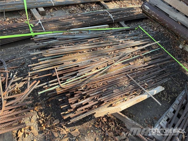  Quantity of (9) Pallets of 9 pallets of pre bent r Costruzioni - Altro