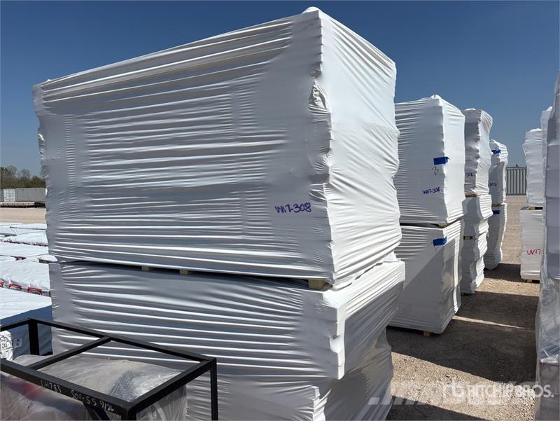 Quantity of (9) Pallets of 96 in x 48 in Polyiso I Utovorne dizalice, vitla i liftovi za materijal