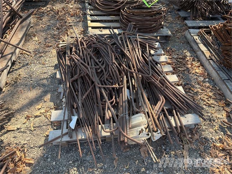  Quantity of (9) Pallets of 9 pallets of pre bent r Costruzioni - Altro