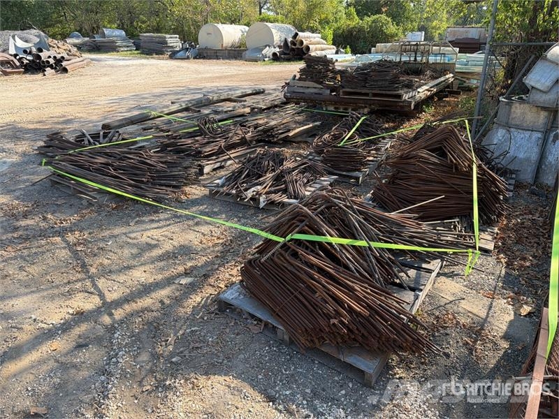  Quantity of (9) Pallets of 9 pallets of pre bent r Costruzioni - Altro
