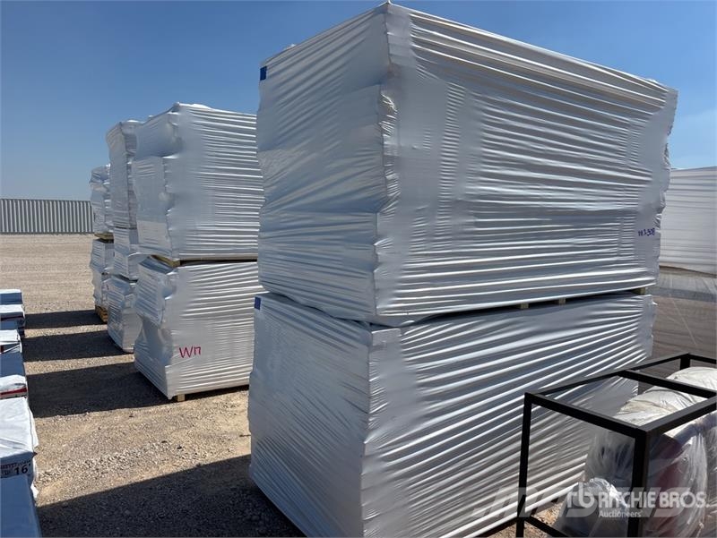 Quantity of (9) Pallets of 96 in x 48 in Polyiso I Utovorne dizalice, vitla i liftovi za materijal