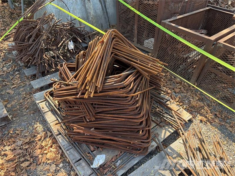  Quantity of (9) Pallets of 9 pallets of pre bent r Costruzioni - Altro