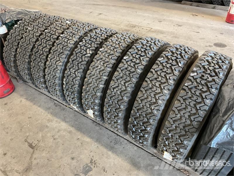  Quantity of (9) Recapped 11R24.5 Wheels and Tires الإطارات والعجلات والحافات