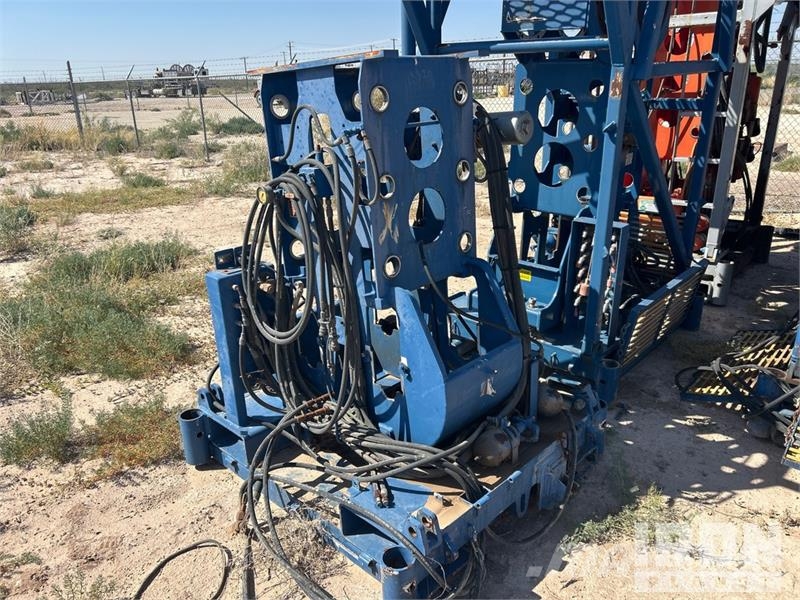 Quantity of (9) Tool Stands Other components