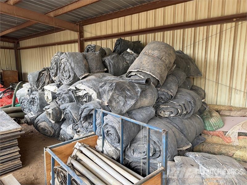  Quantity of (95) Concrete Blankets 吊車起重機、絞車吊貨機和物料升降機