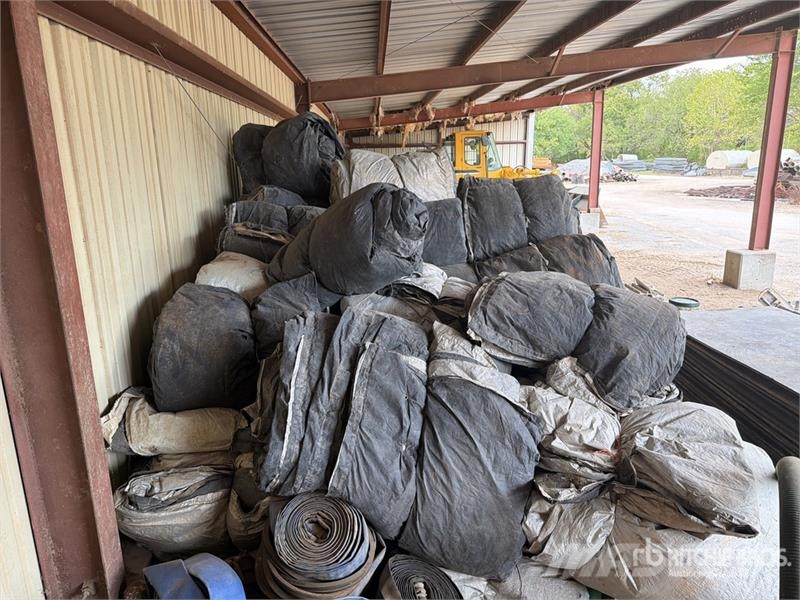  Quantity of (95) Concrete Blankets 吊車起重機、絞車吊貨機和物料升降機