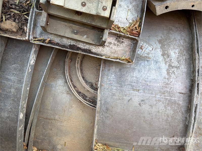 Quantity of Aluminum Concrete Manhole Forms Concre 混凝土配件