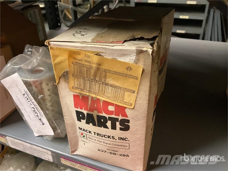  Quantity of Assorted Filters مكونات أخرى