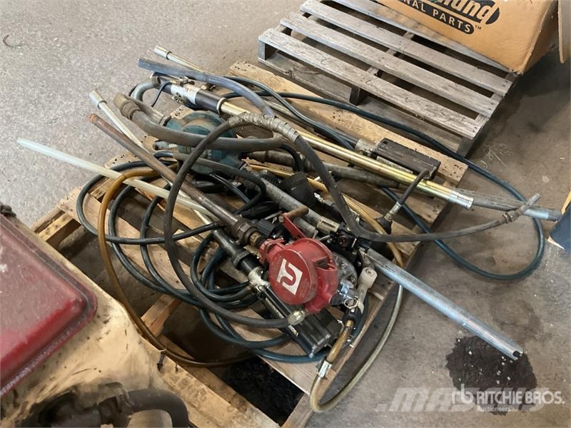 Quantity of Barrel Pumps Andre komponenter