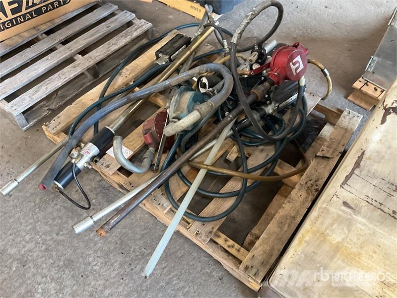Quantity of Barrel Pumps Andre komponenter