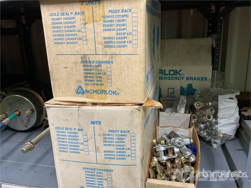  Quantity of Brake Chambers w/Misc. Brake Parts معدات النقل - غير ذلك