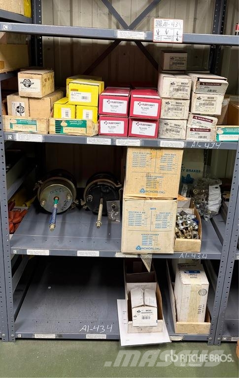  Quantity of Brake Chambers w/Misc. Brake Parts معدات النقل - غير ذلك