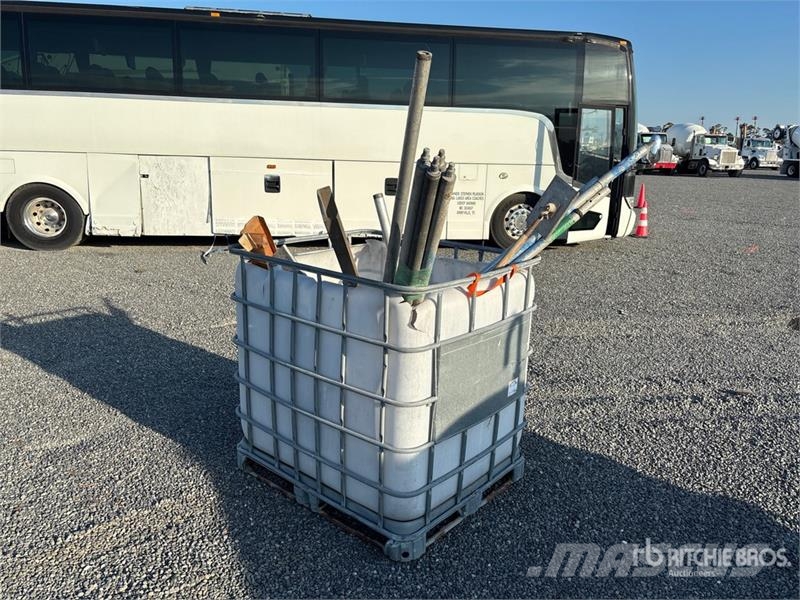 Quantity of Concrete Finishing Tools Other components