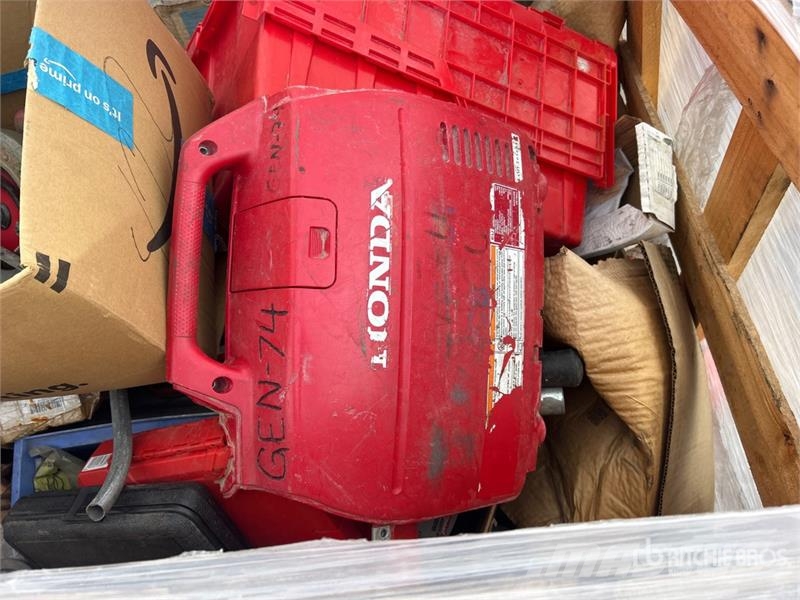  Quantity of Contractor Supplies معدات البناء - غير ذلك