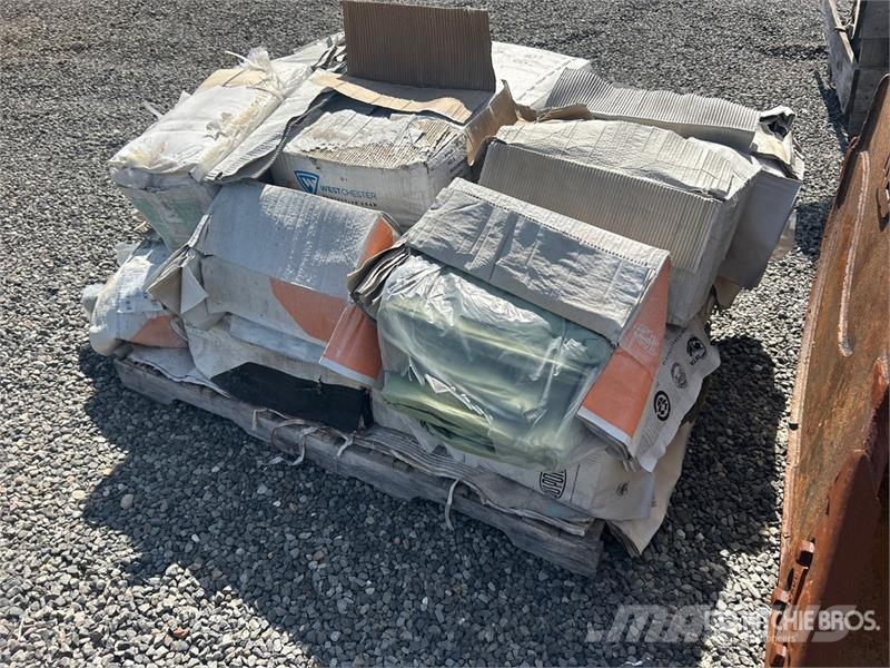  Quantity of Contractor Supplies 其他