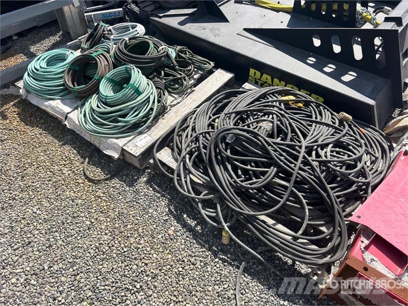  Quantity of Contractor Supplies 其他