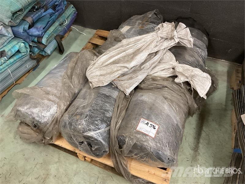 Quantity of Dorsey Chip Trailer Tarps Andet tilbehør