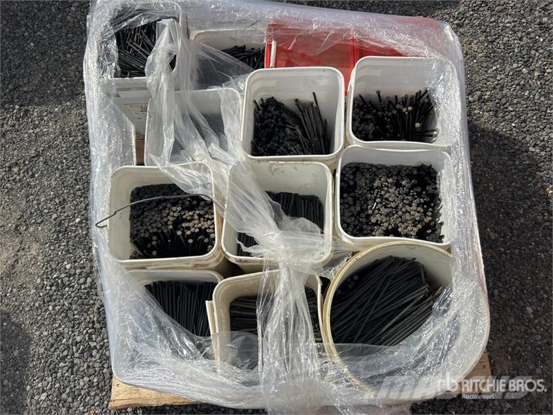  Quantity of Drill-Tec 8 in to 10 in Fasteners (Unu 其他