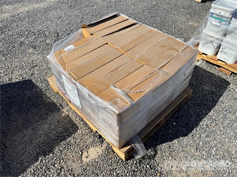 Quantity of Durolast 14 in Fasteners 건설 장비 - 기타