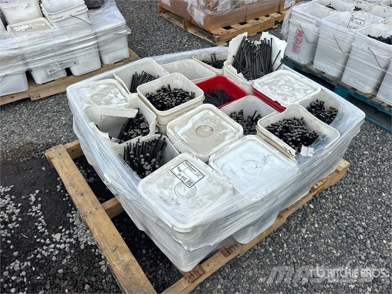 Quantity of Durolast Concrete Spikes (Unused) 건설 장비 - 기타