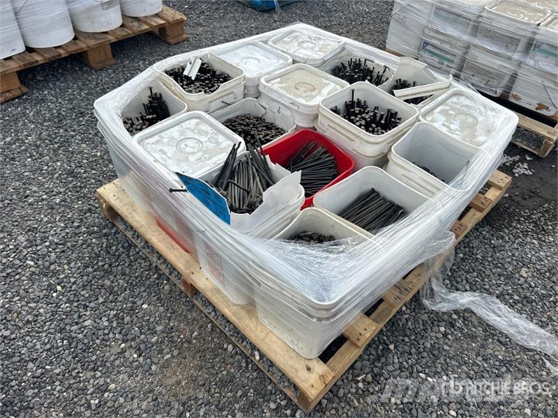 Quantity of Durolast Concrete Spikes (Unused) 건설 장비 - 기타