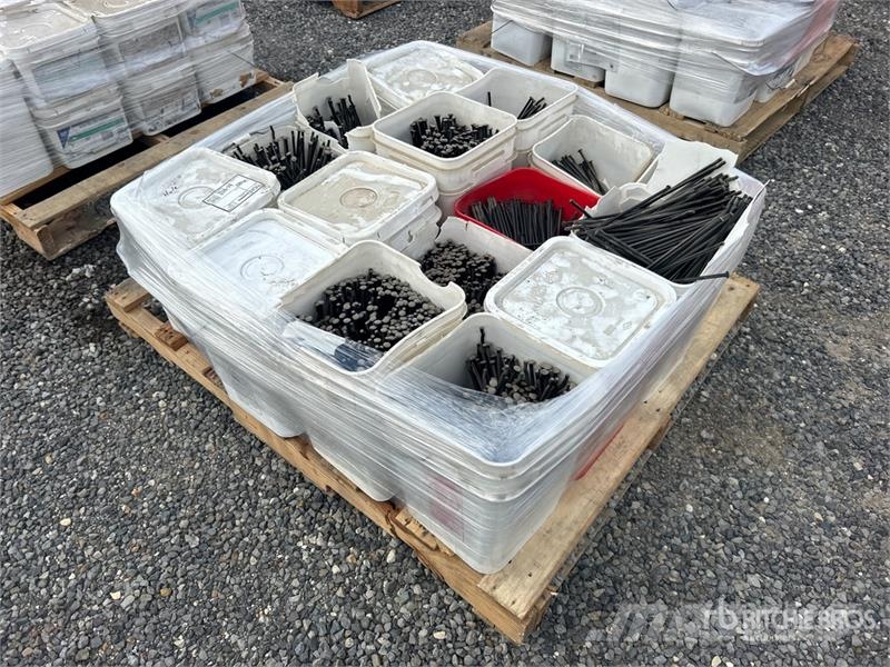 Quantity of Durolast Concrete Spikes (Unused) 건설 장비 - 기타