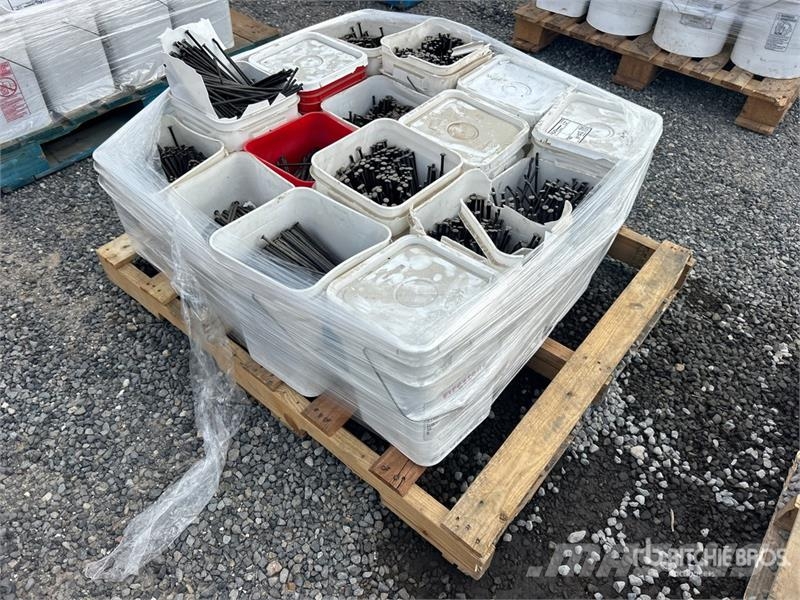 Quantity of Durolast Concrete Spikes (Unused) 건설 장비 - 기타