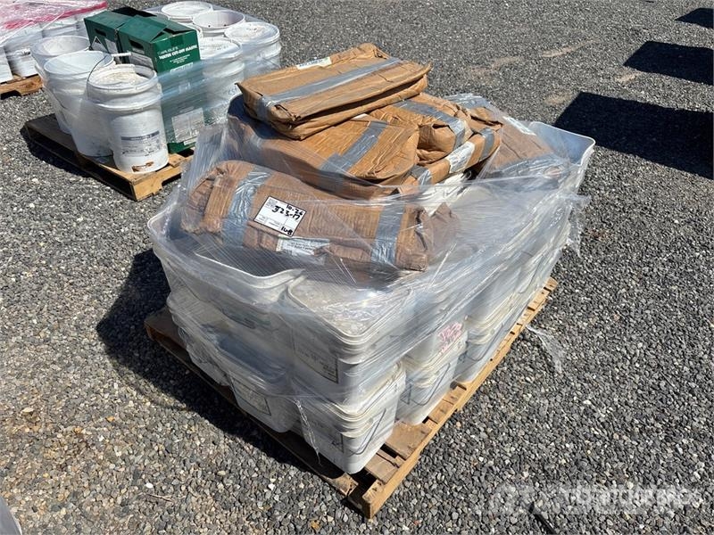 Quantity of Durolast Pallet of HD & HDX Fasteners 건설 장비 - 기타