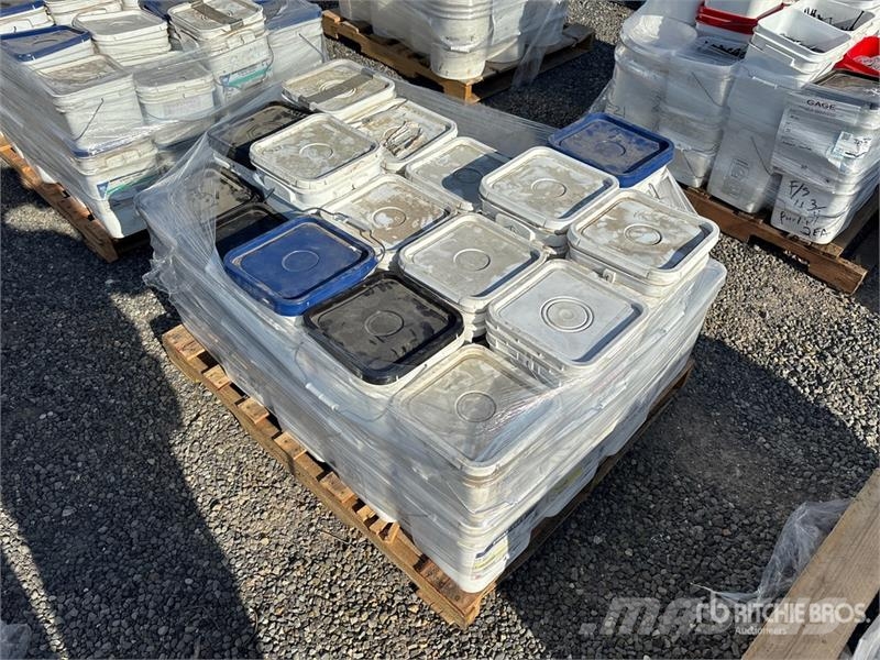 Quantity of Durolast Pallet of 14 in Fasteners Építőipar - Egyebek