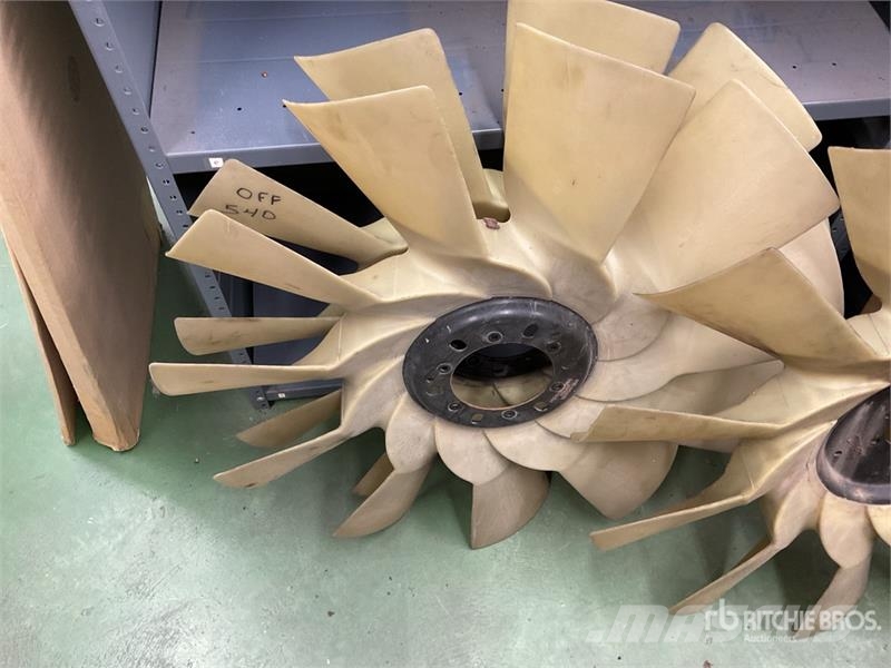 Quantity of Engine Cooling Fans Коммерческий транспорт - Другие
