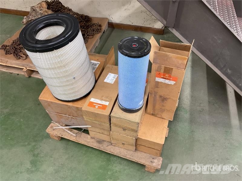  Quantity of Engine Filters Коммерческий транспорт - Другие