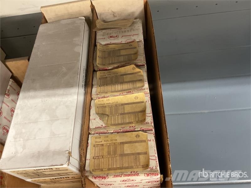Quantity of Engine Sleeves, Main Bearings, Rod Bea Andre komponenter
