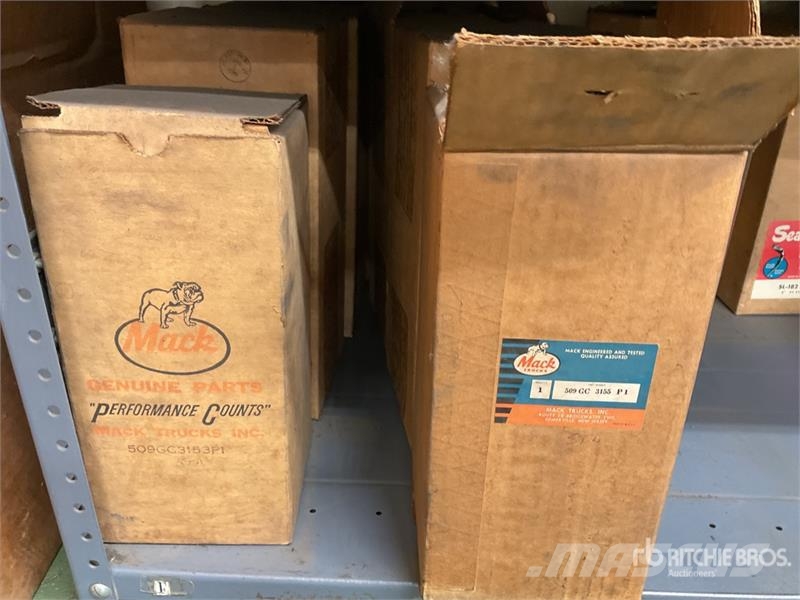 Quantity of Engine Sleeves, Main Bearings, Rod Bea Andre komponenter