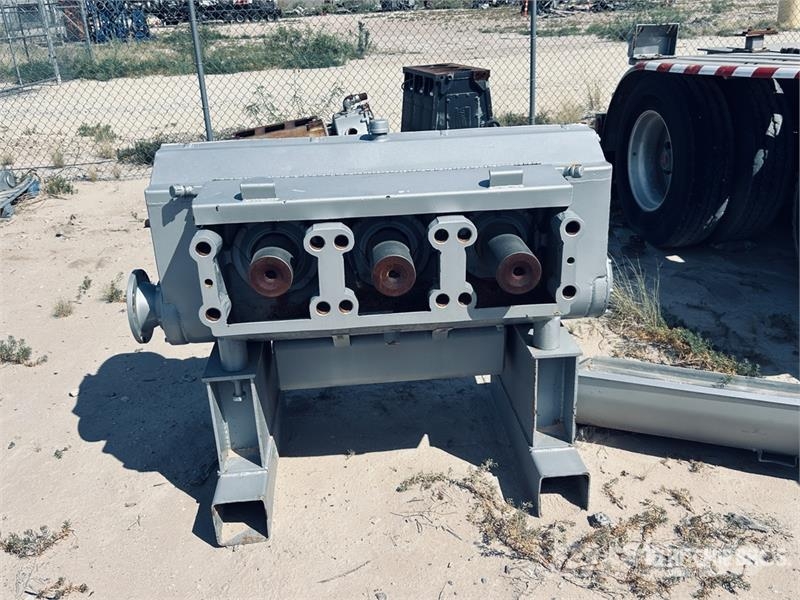  Quantity of Engines, Transmissions, Engine Heads,  Other components