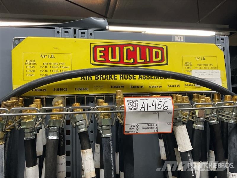  Quantity of Euclid Air Brake Hose Assemblies (Unus Коммерческий транспорт - Другие