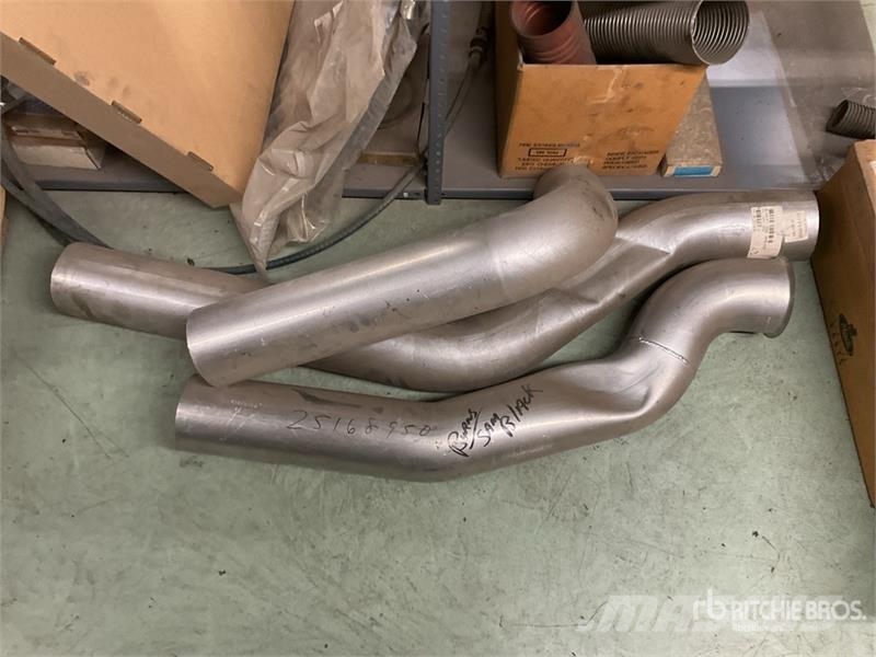  Quantity of Exhaust Components, Belts, Hoses & Mis مكونات أخرى